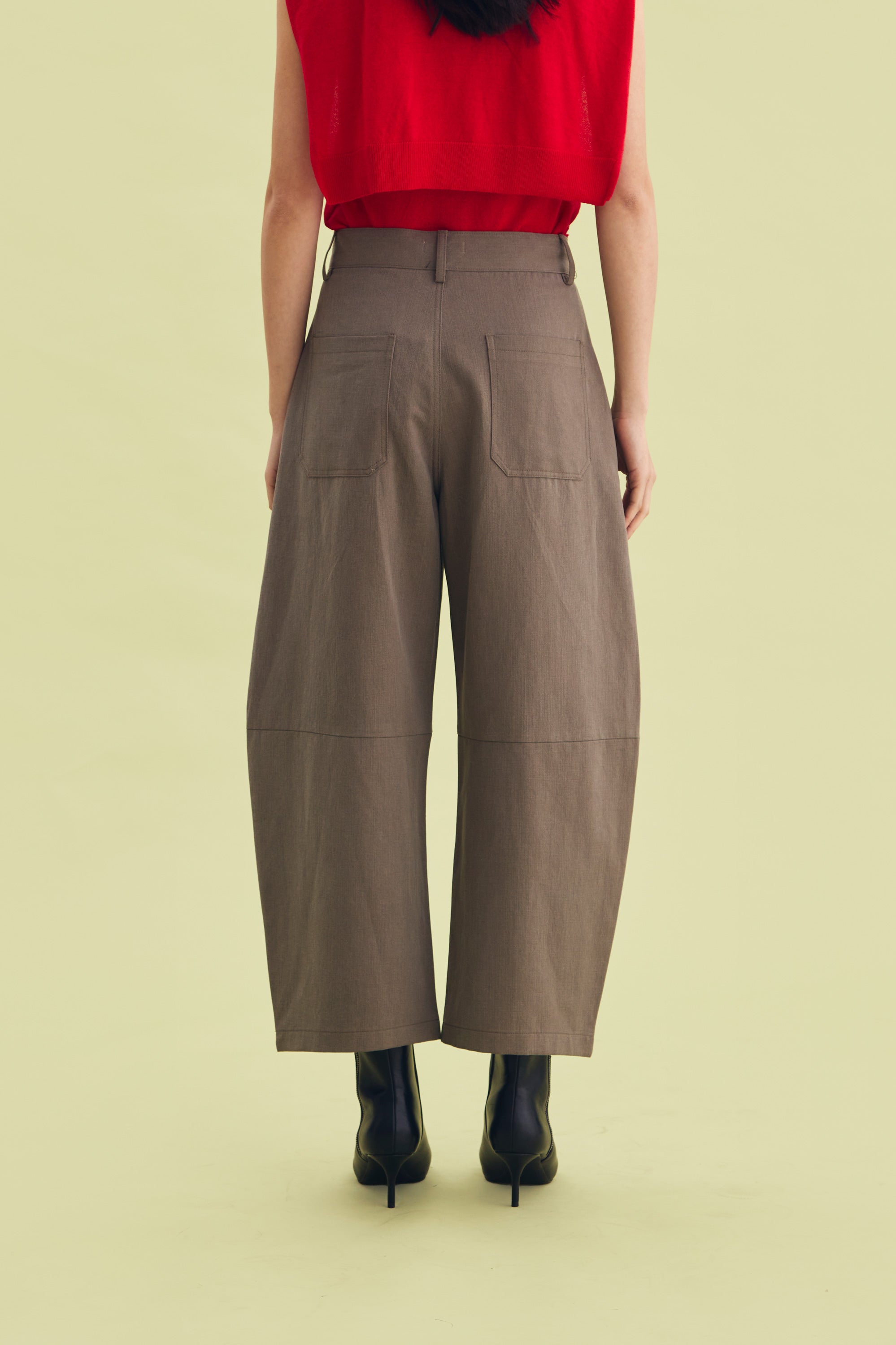 LUMINOUS PANTS GREY - CALLIE ft. IRANI VIANZA