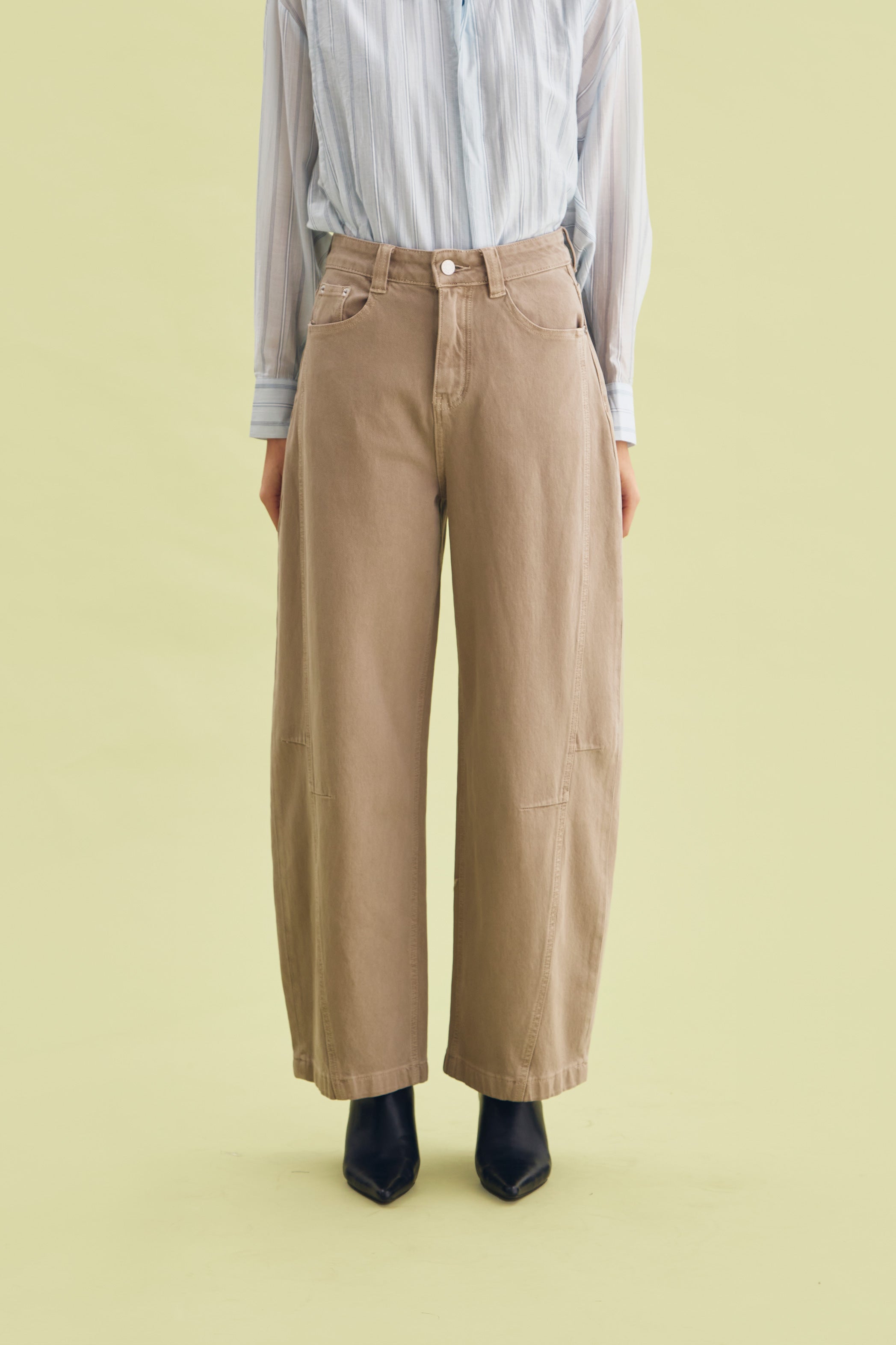 TRANCE PANTS BEIGE - CALLIE ft. IRANI VIANZA
