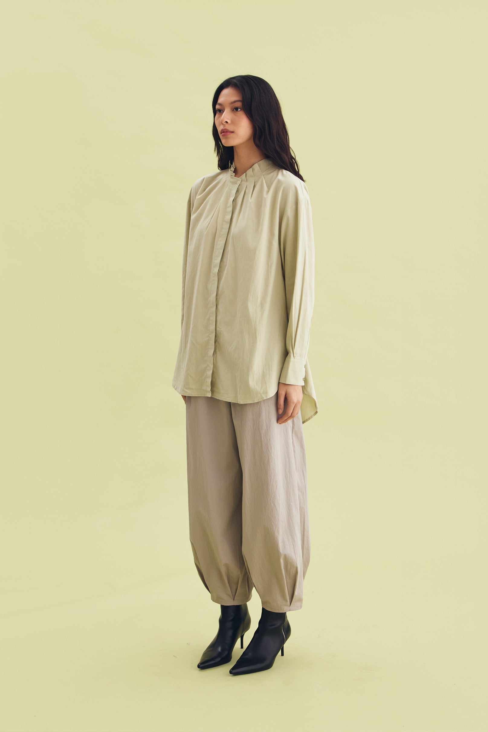 EASE TOP GREEN - CALLIE FT. IRANI VIANZA