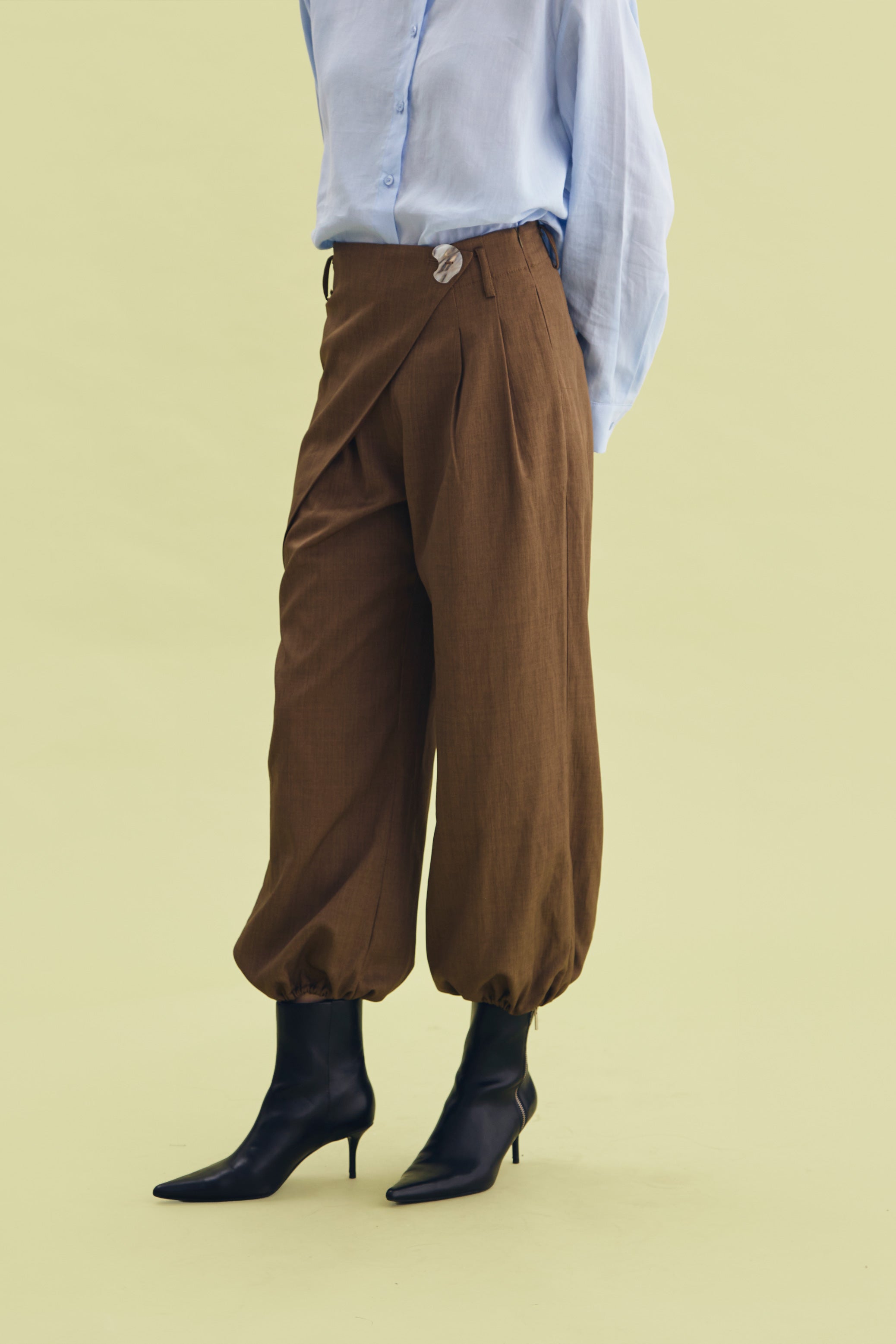 SOMA PANTS ARMY - CALLIE FT. IRANI VIANZA