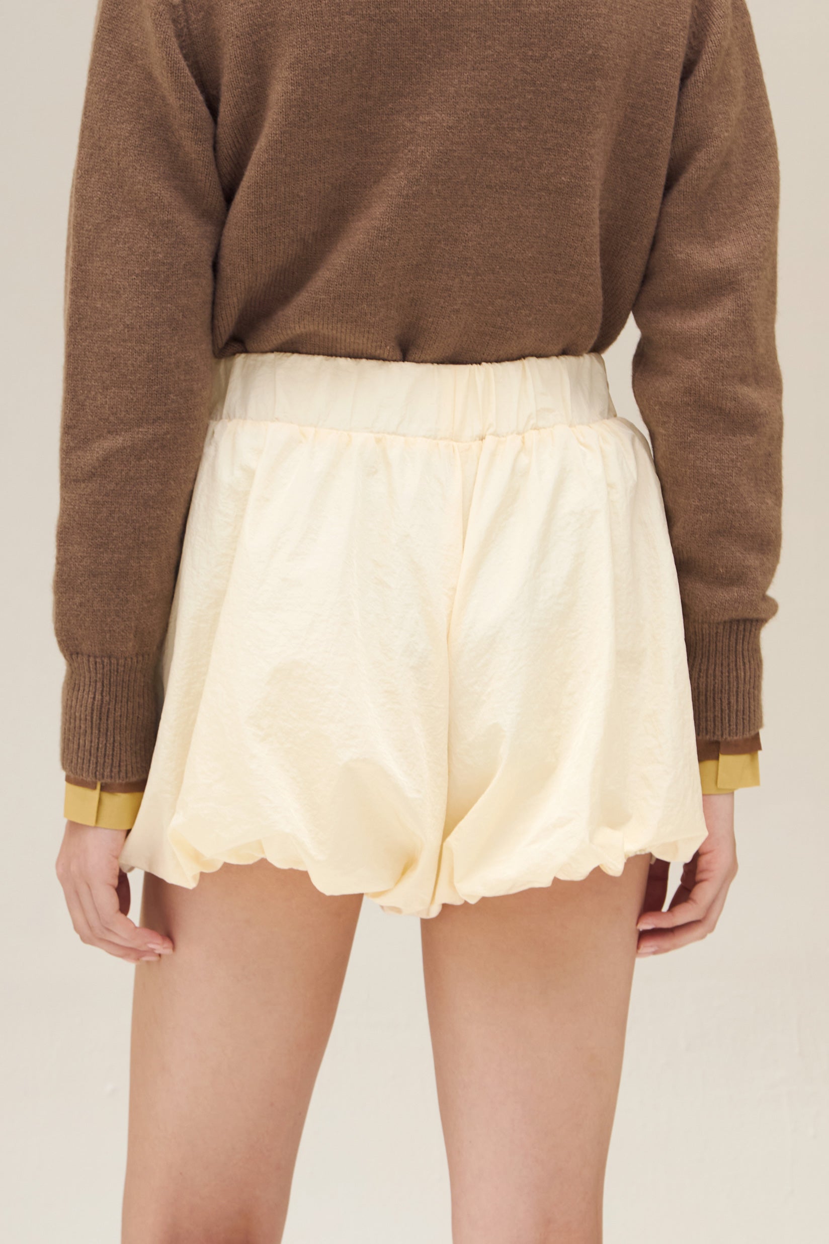 ROSCO SHORT BEIGE