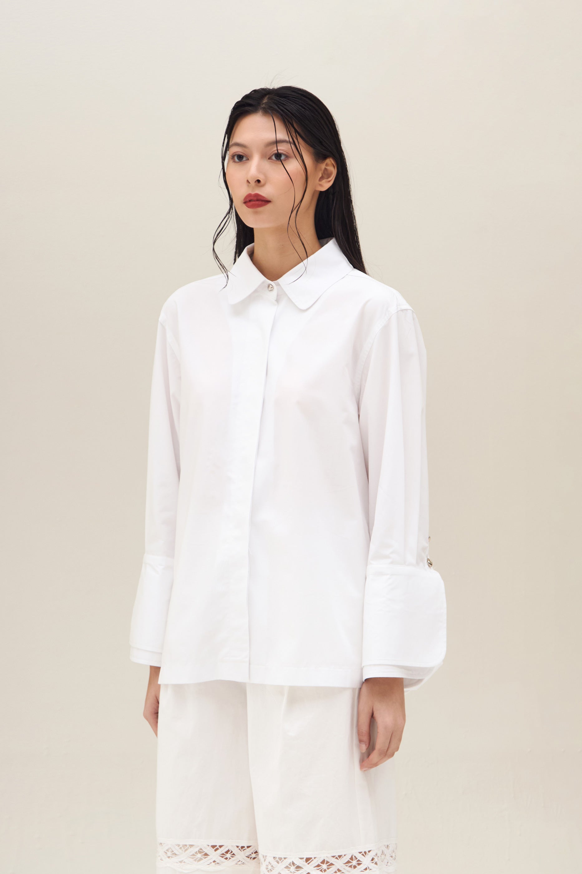 NYXIRA BALOON SHIRT WHITE