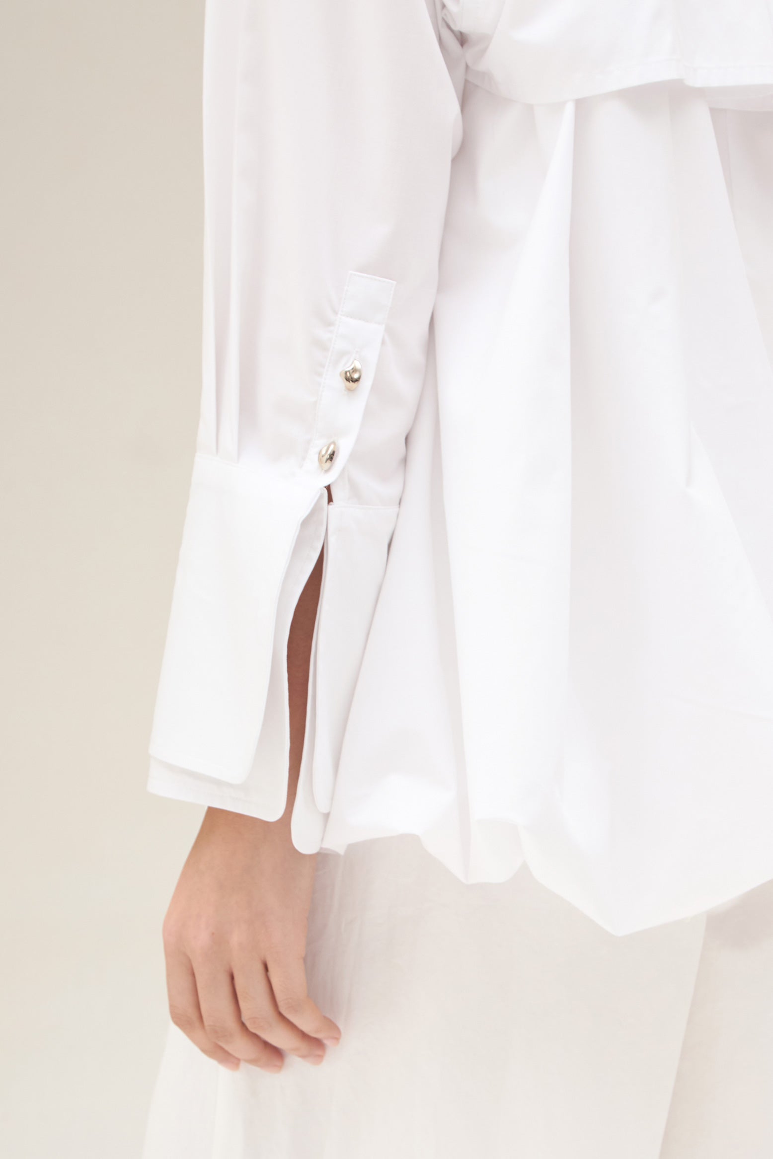 NYXIRA BALOON SHIRT WHITE