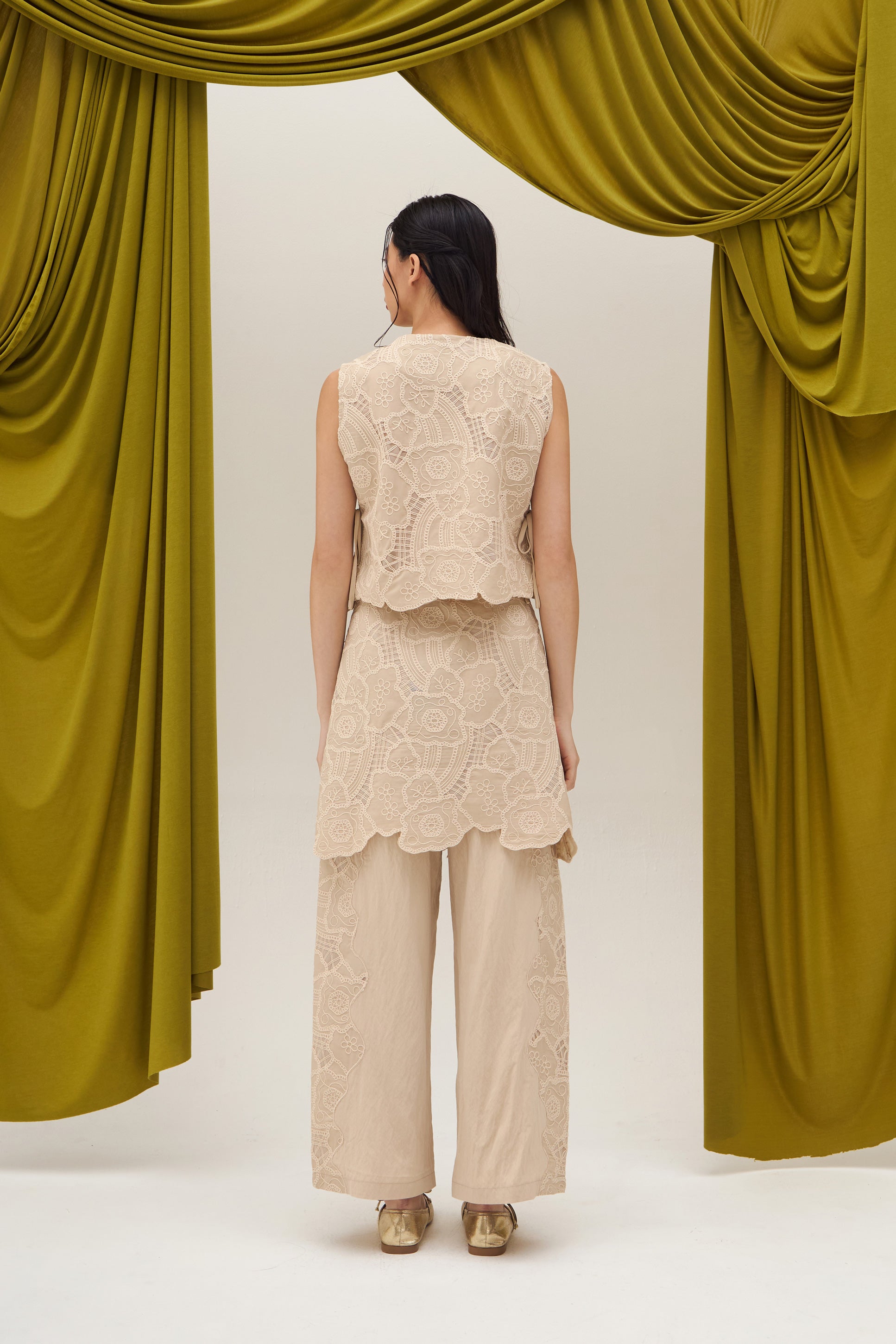 MOONVEIL WRAPPED SKIRT BEIGE