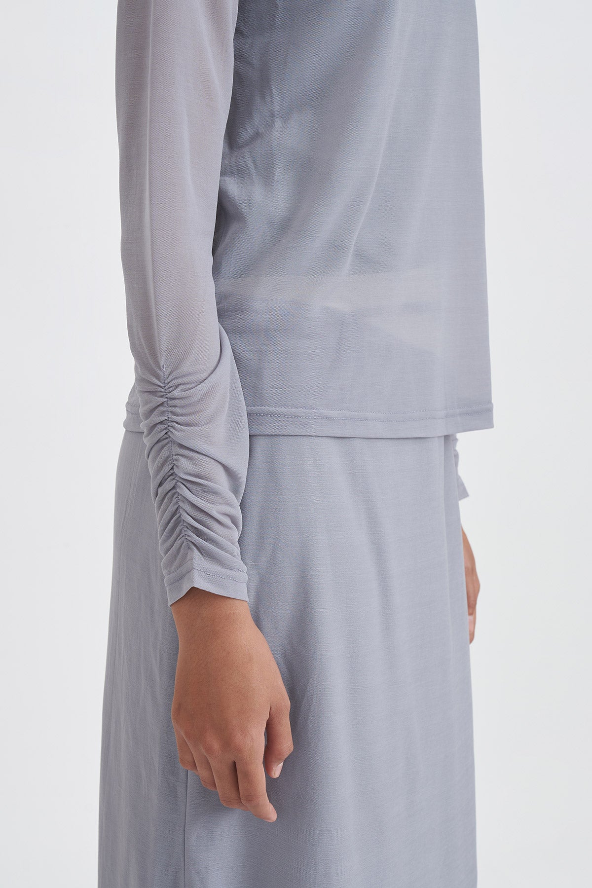 REWIND TOP GREY