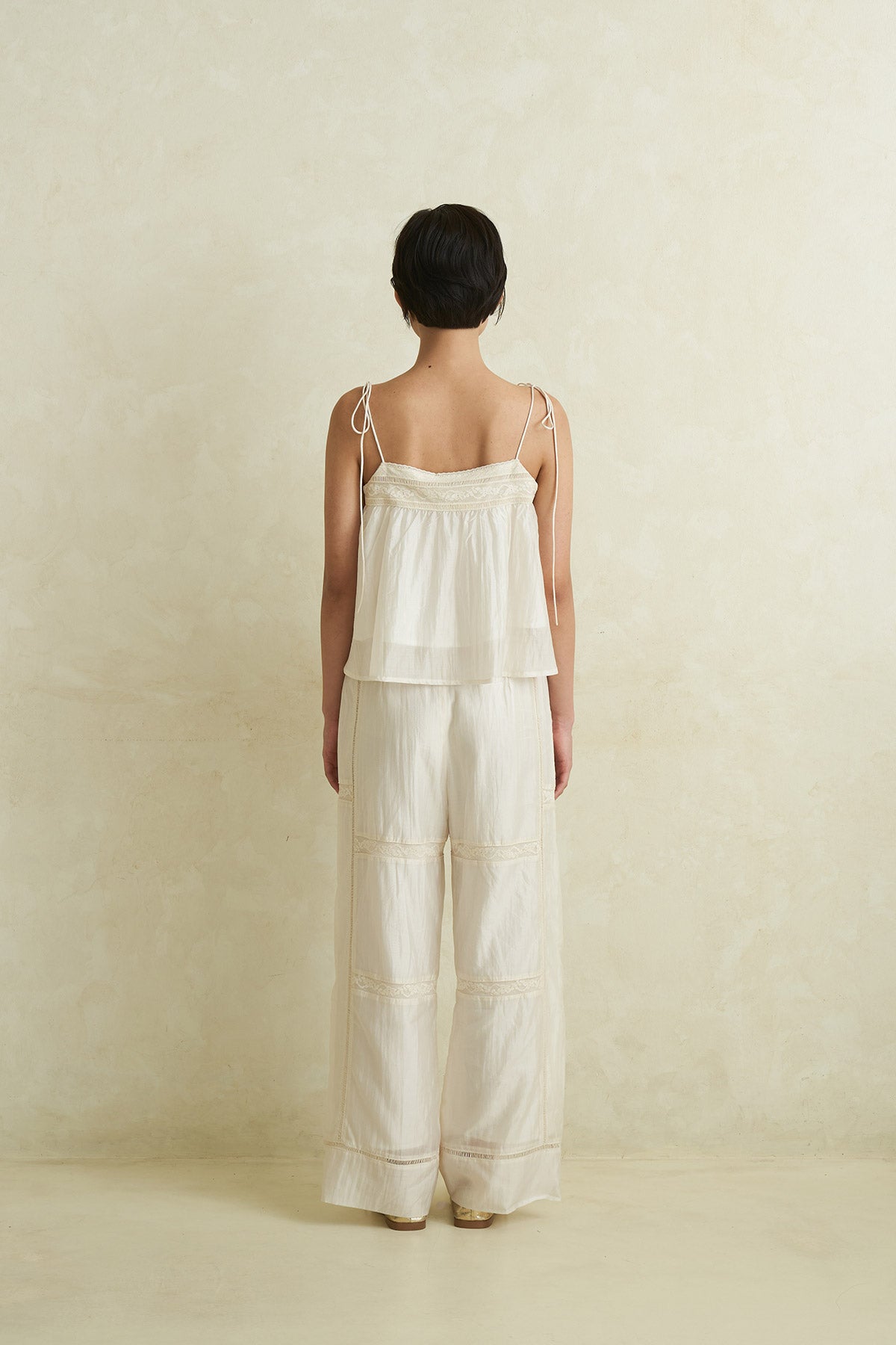 VOYAGE TOP WHITE