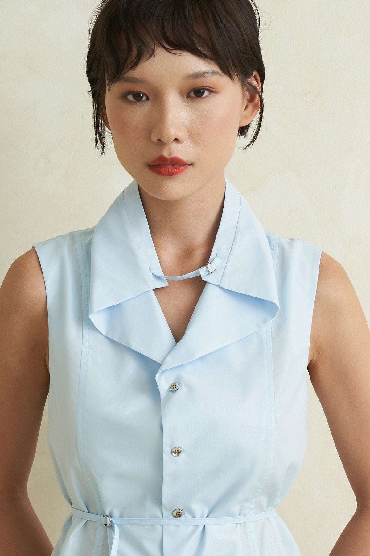 PEARLESCENT BLUE