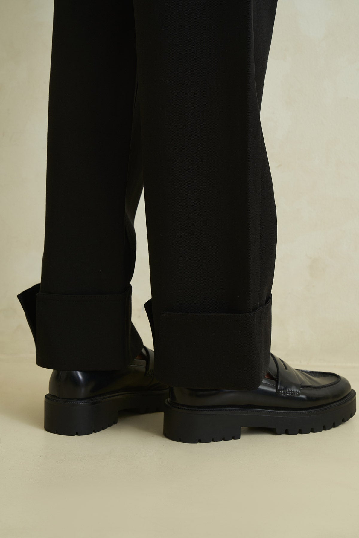 MIRAGE PANTS BLACK