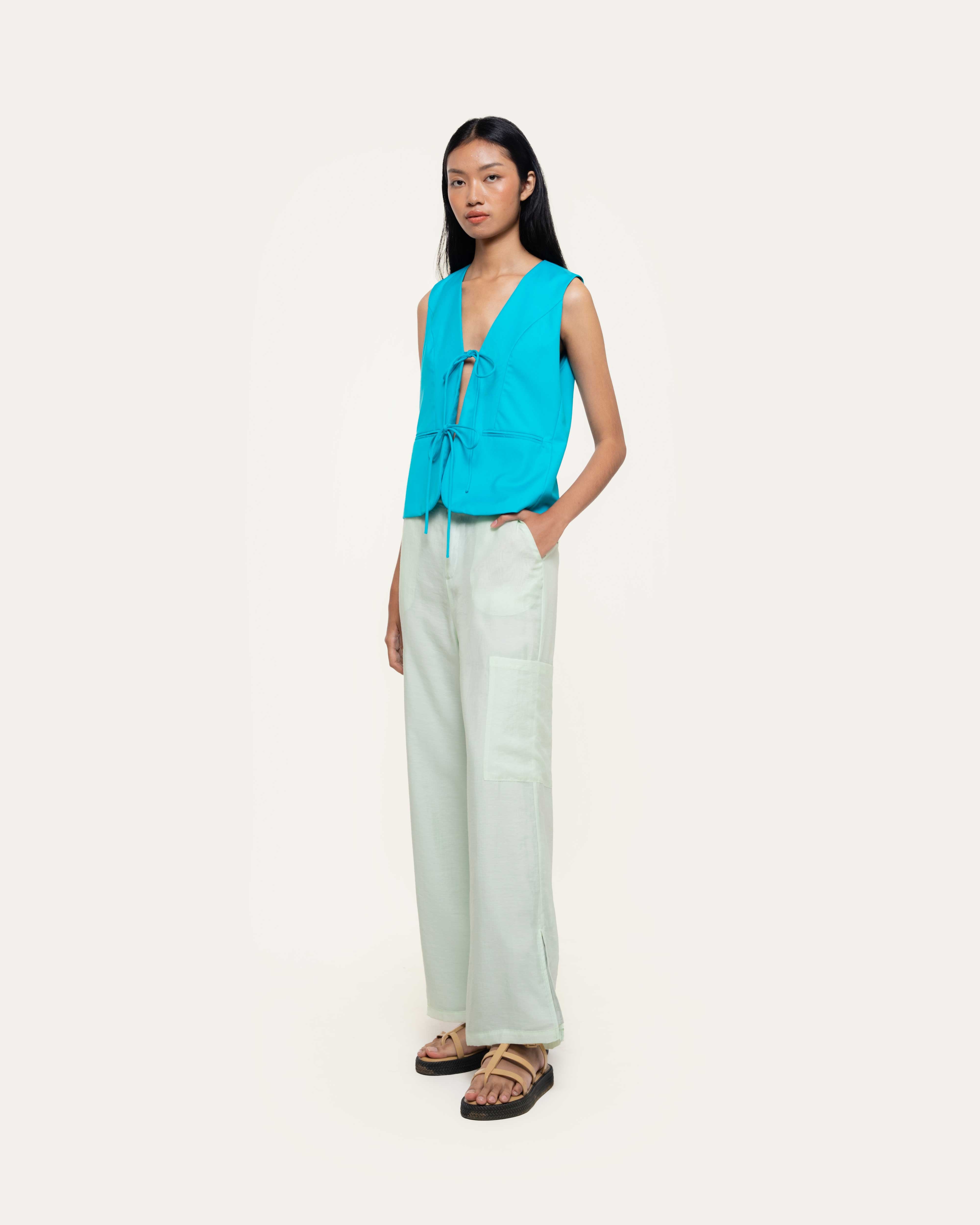 VIVIENNE VEST BLUE