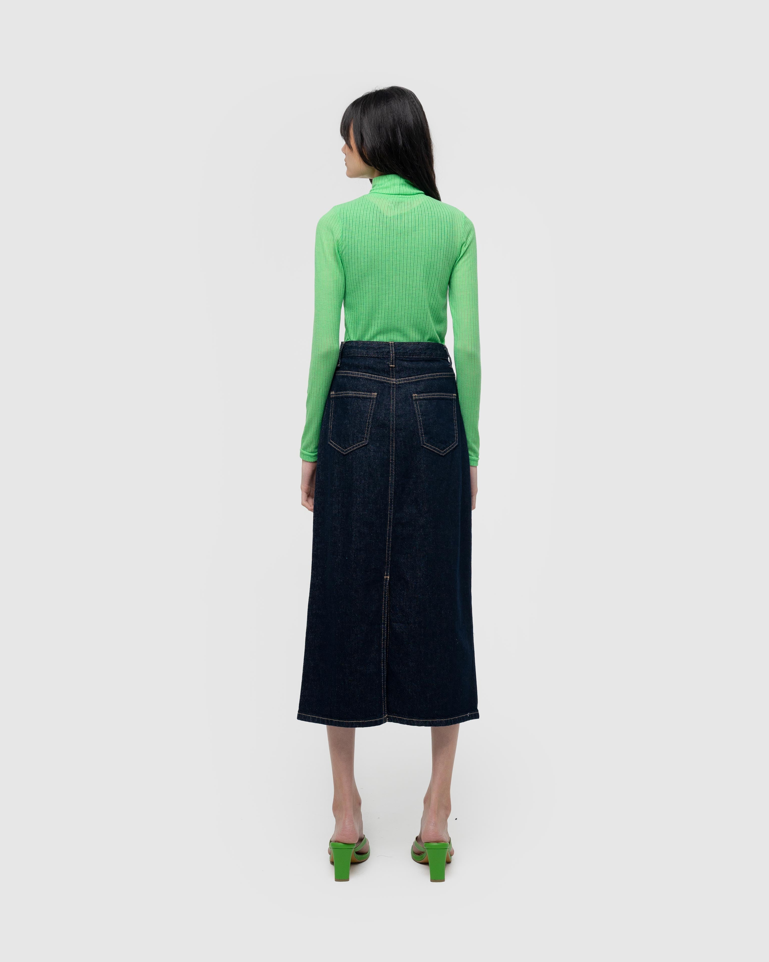 WILLOW TOP GREEN