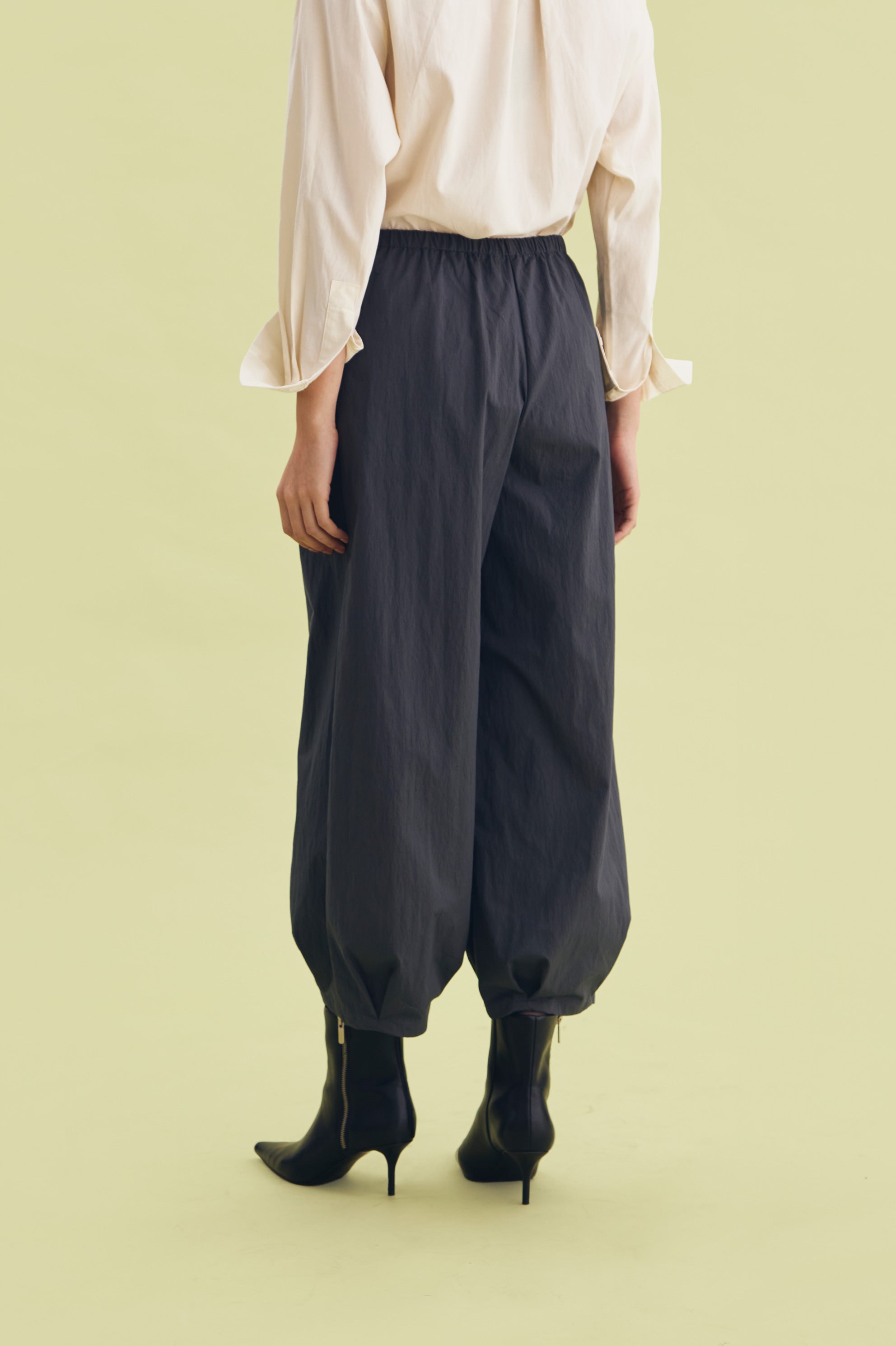 LUCENCE PANTS DARK GREY - CALLIE ft. IRANI VIANZA