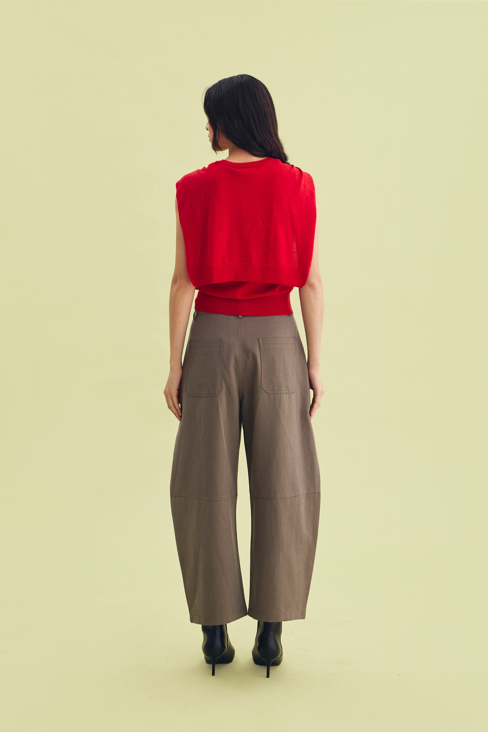 LUMINOUS PANTS GREY - CALLIE ft. IRANI VIANZA