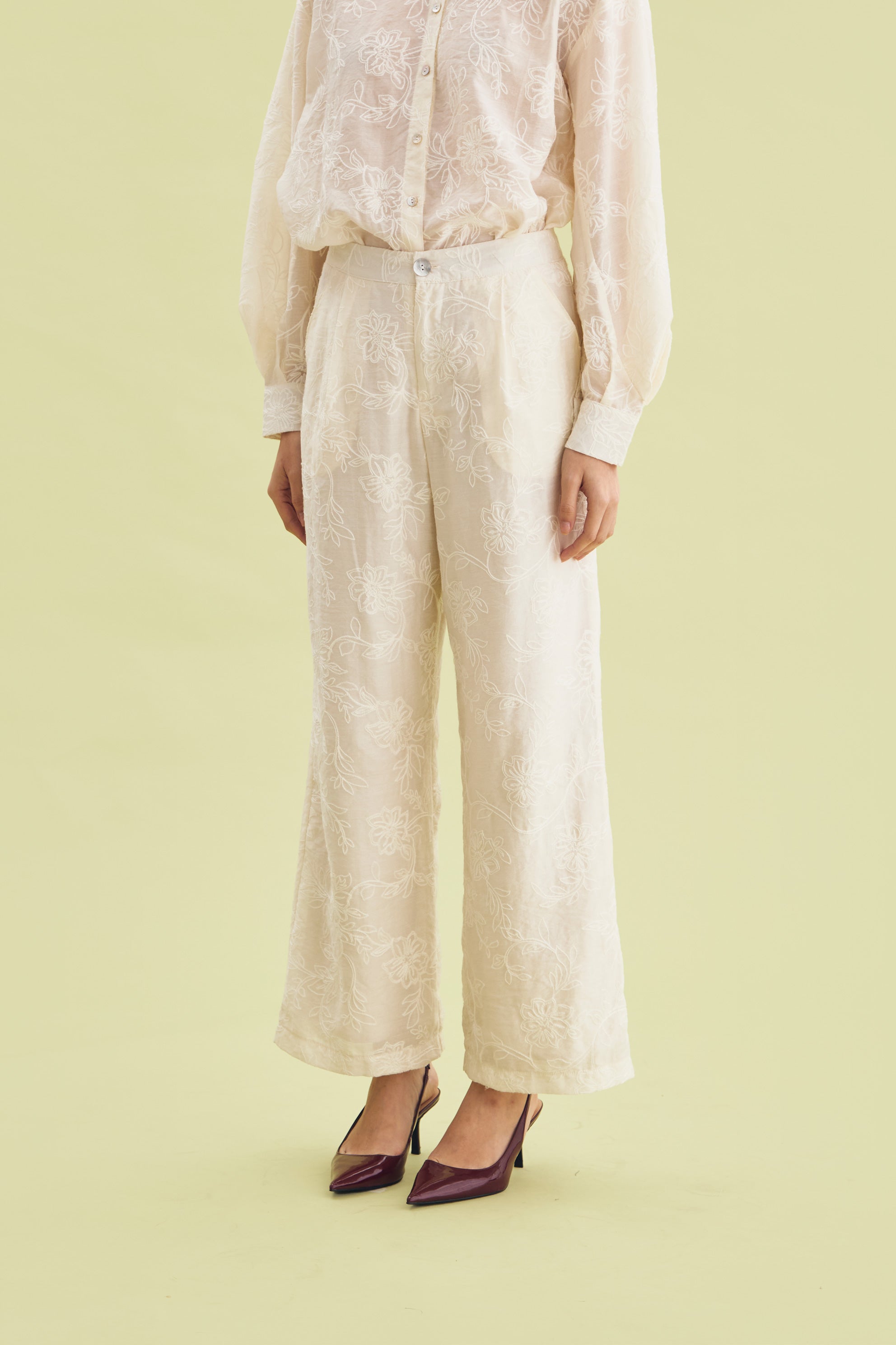 SOLACE PANTS BEIGE - CALLIE FT. IRANI VIANZA