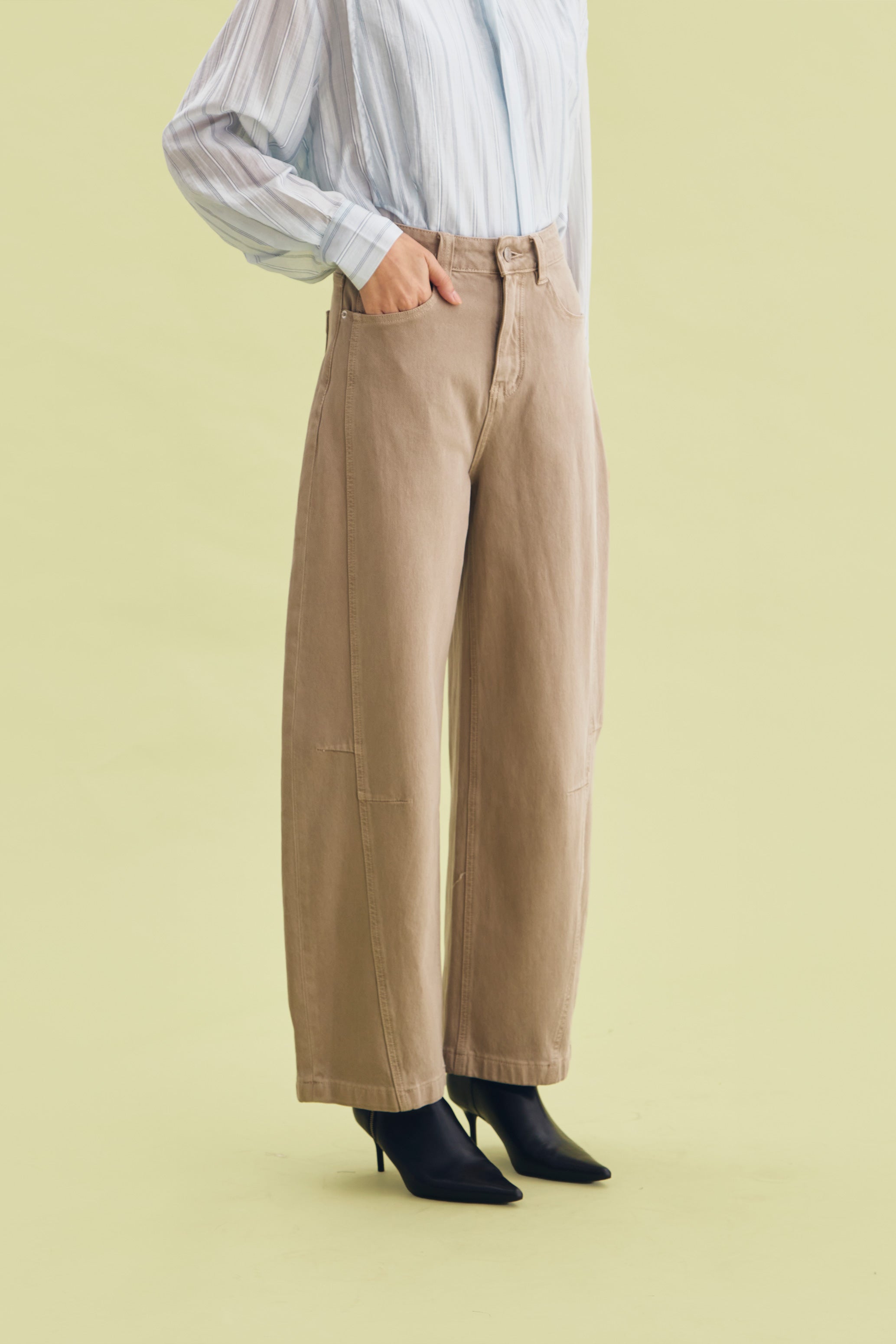TRANCE PANTS BEIGE - CALLIE ft. IRANI VIANZA