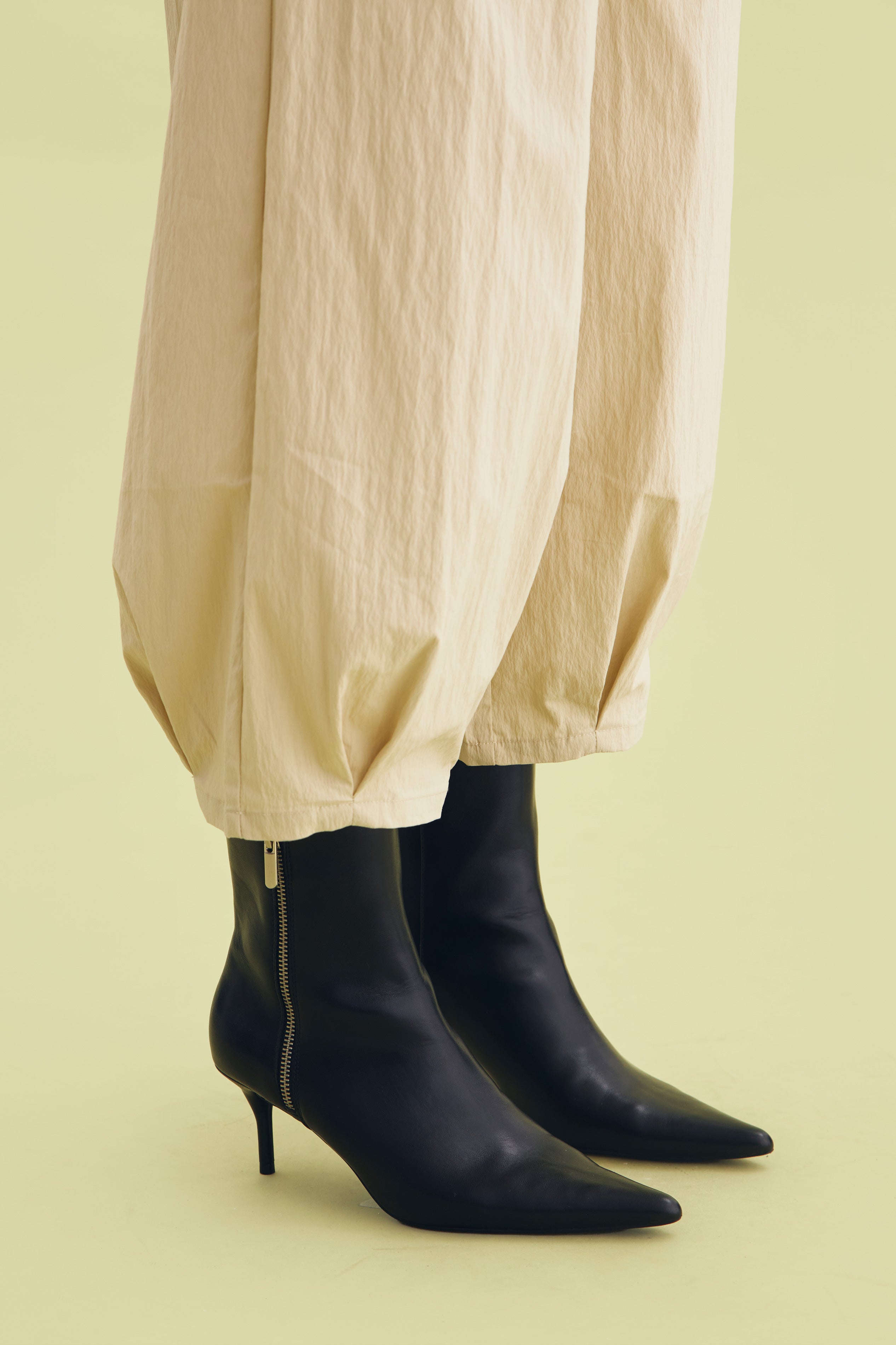 LUCENCE PANTS WHITE - CALLIE ft. IRANI VIANZA