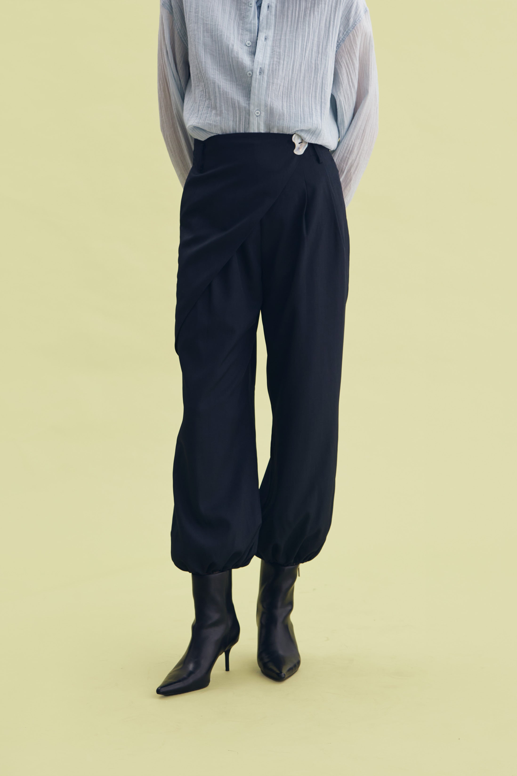 SOMA PANTS NAVY - CALLIE FT. IRANI VIANZA