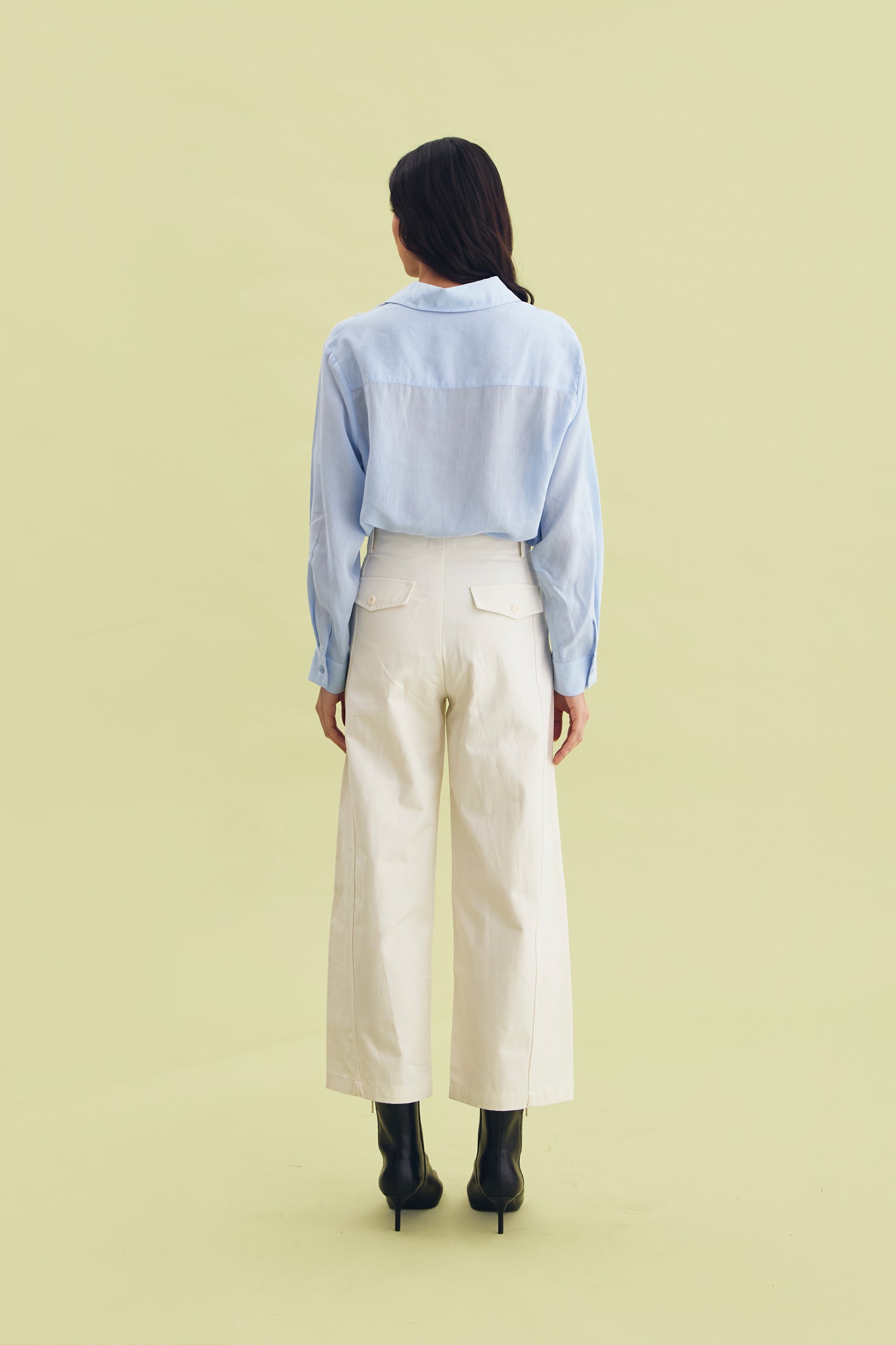 SOOTHE SHIRT BLUE - CALLIE ft. IRANI VIANZA