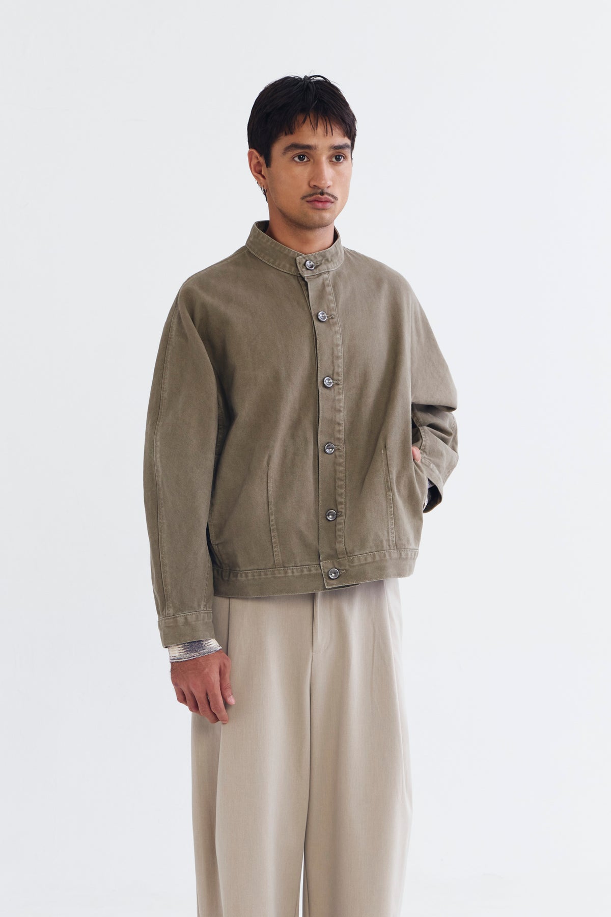 NILE OUTER LIGHT ARMY