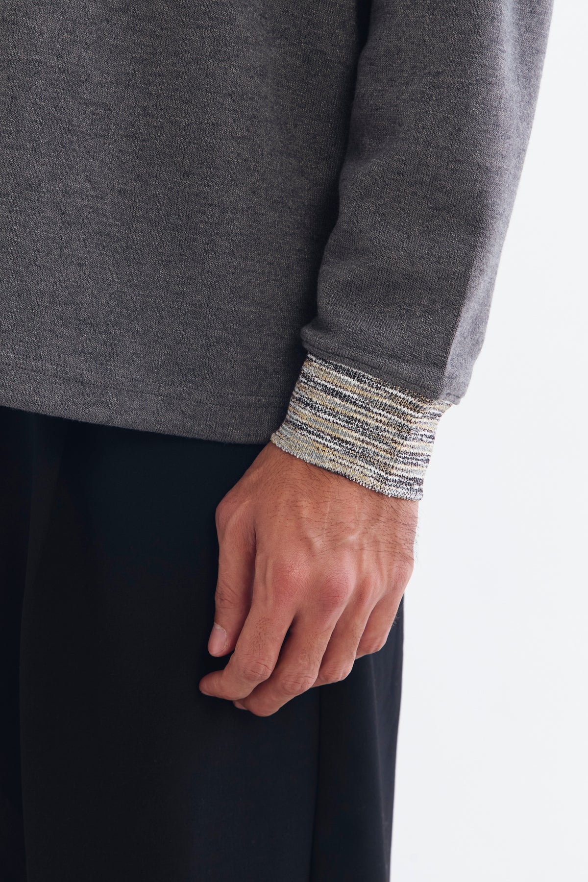 FRASER TOP GREY