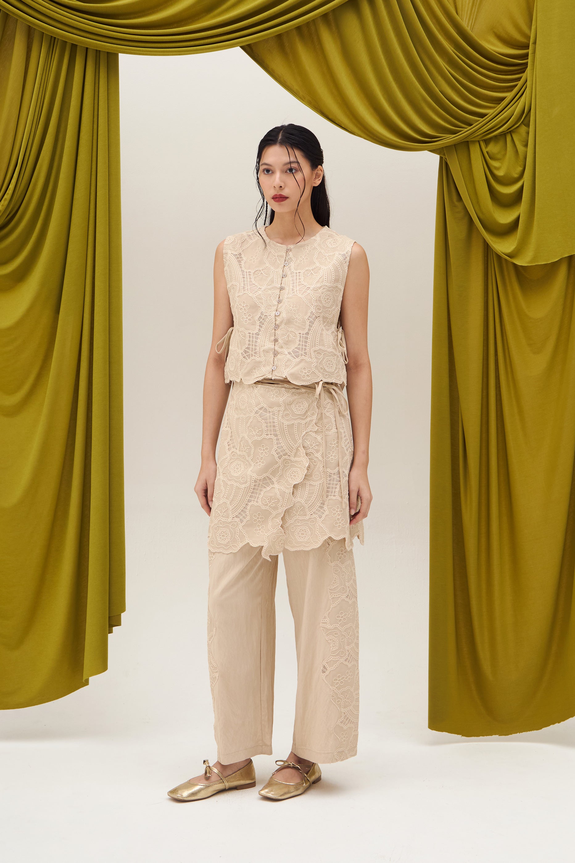 MOONVEIL WRAPPED SKIRT BEIGE