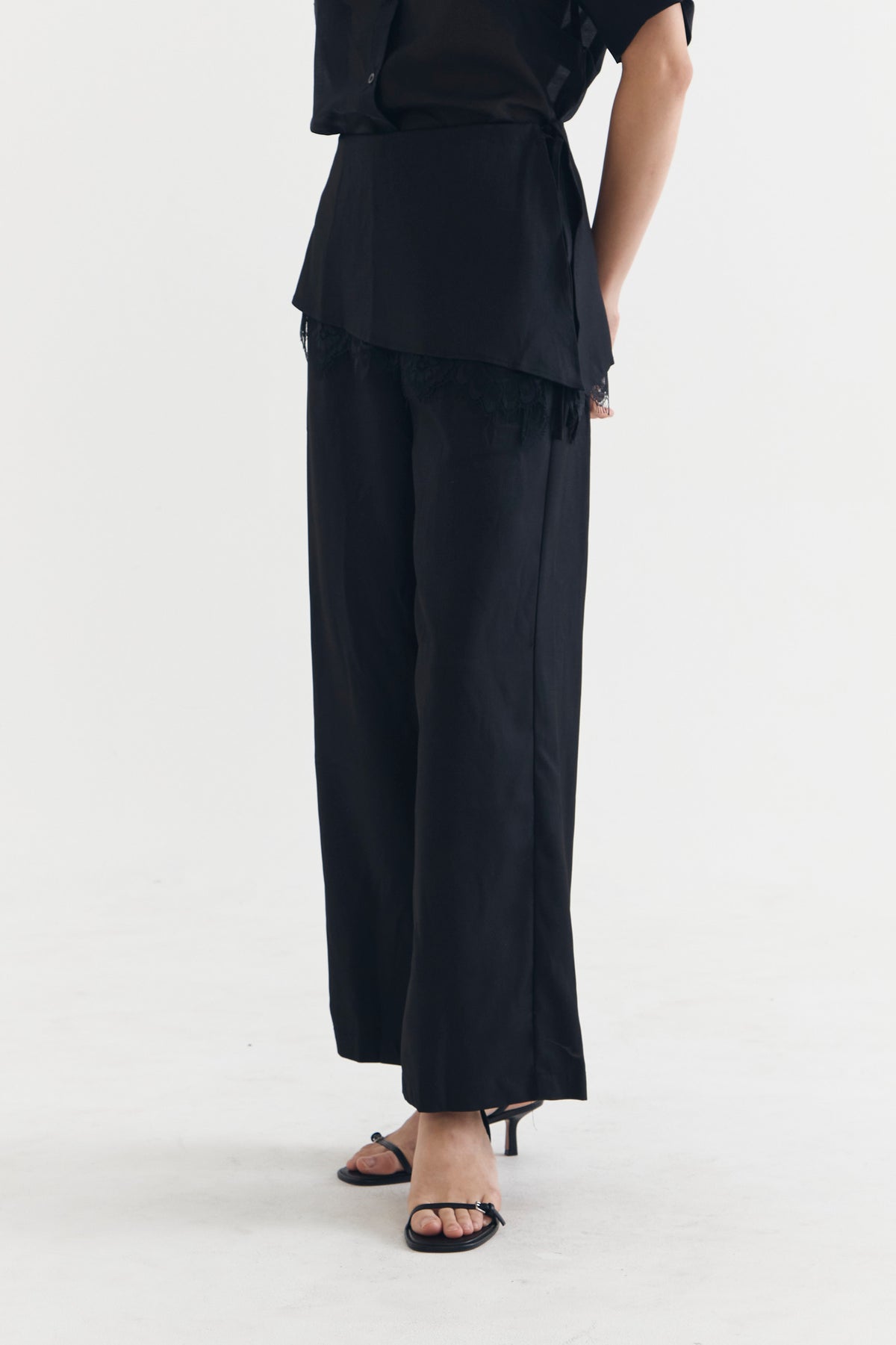 ANTIQUA PANTS BLACK