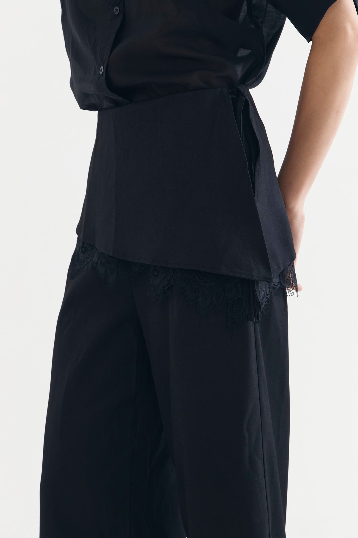 ANTIQUA PANTS BLACK