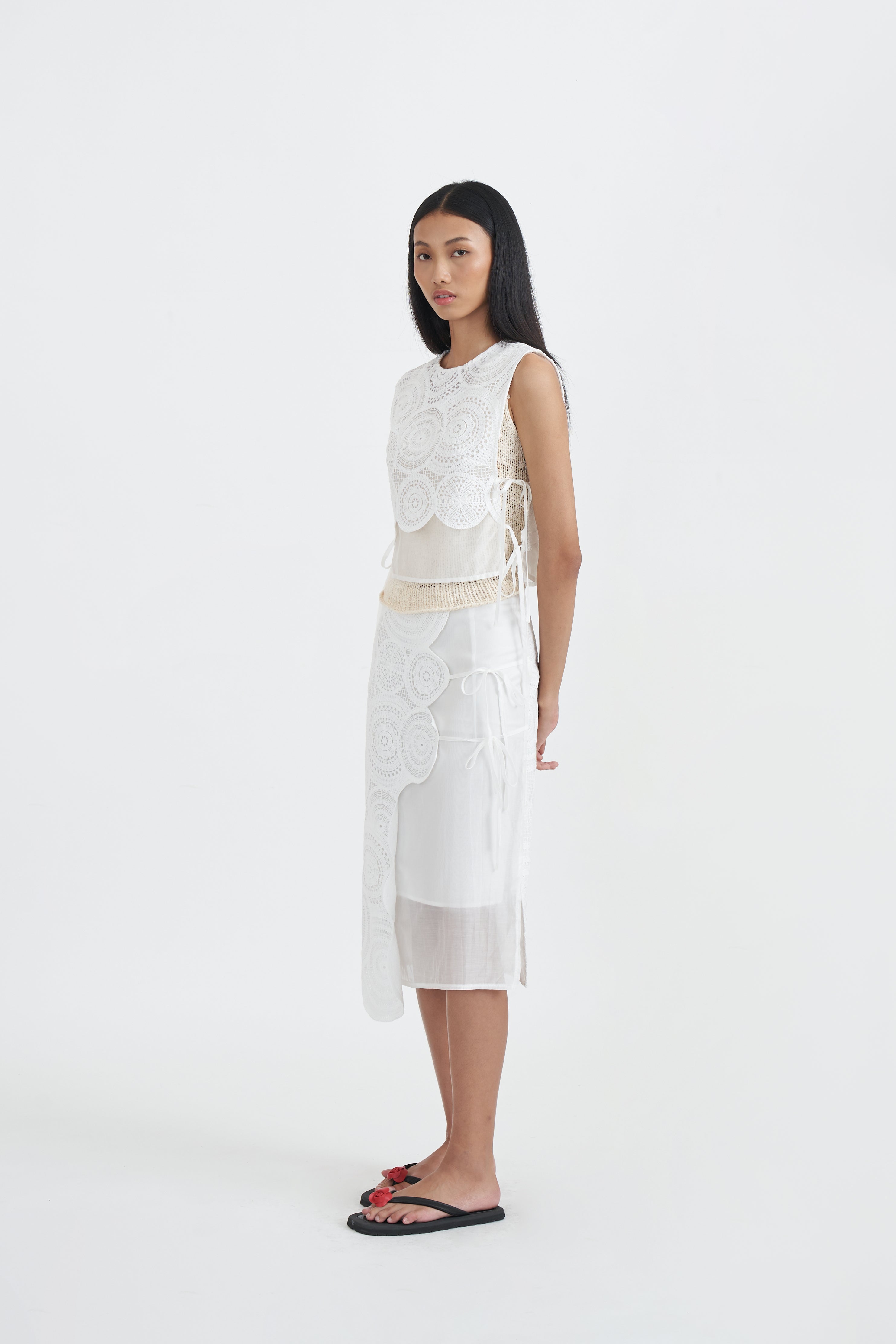 ROSETTE SKIRT WHITE