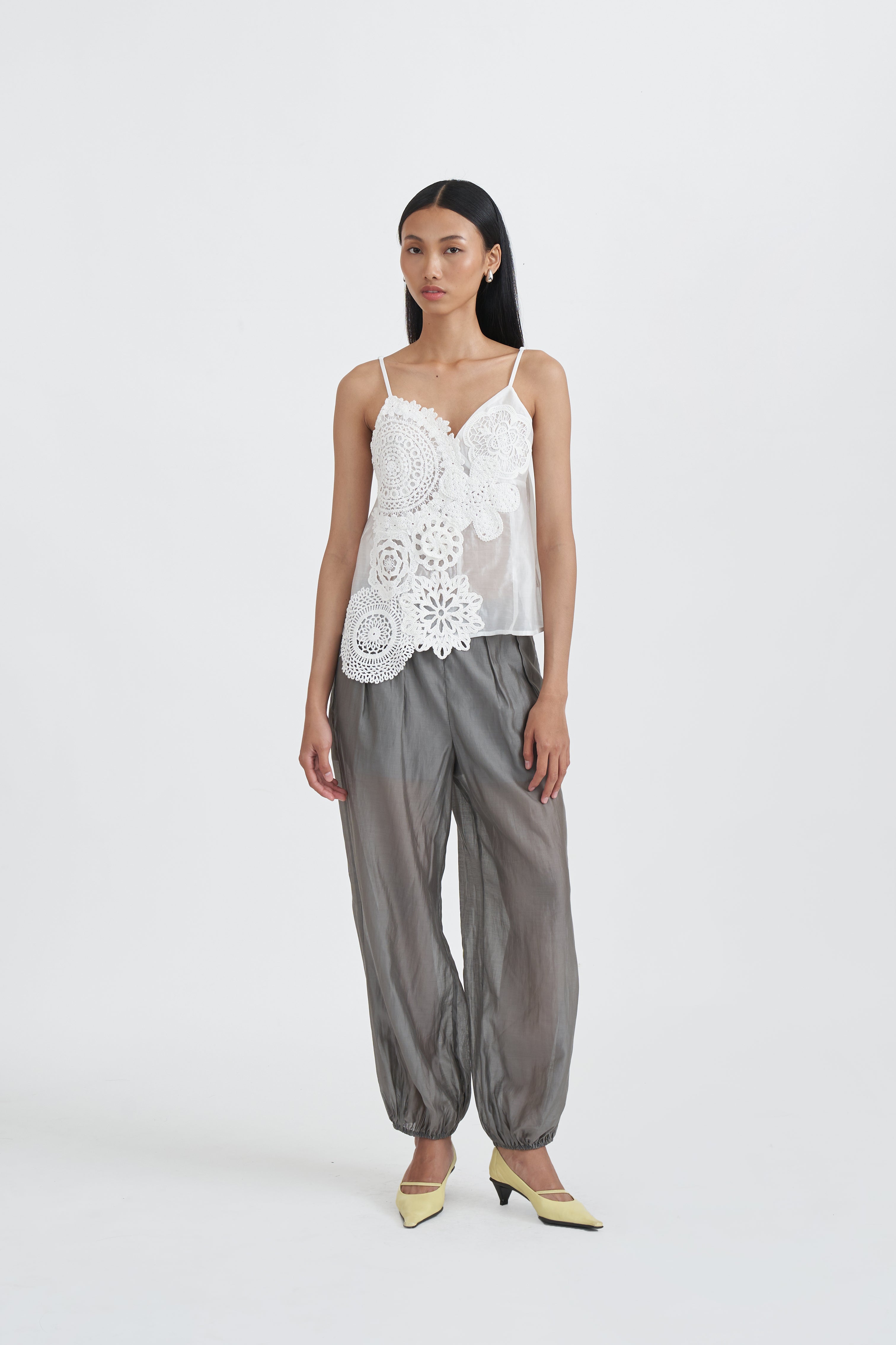 ROSETTE TOP WHITE