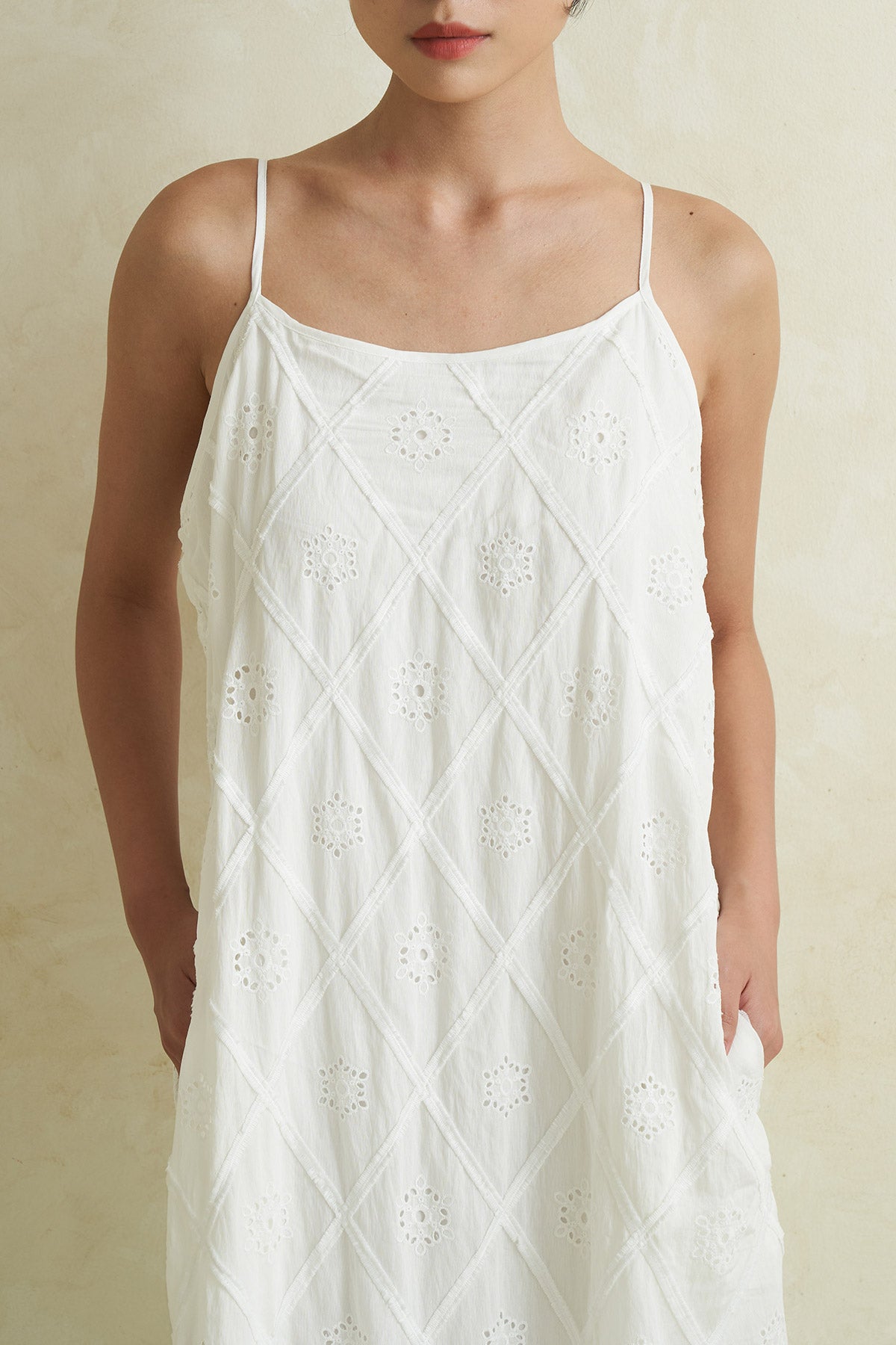 CALMA DRESS WHITE