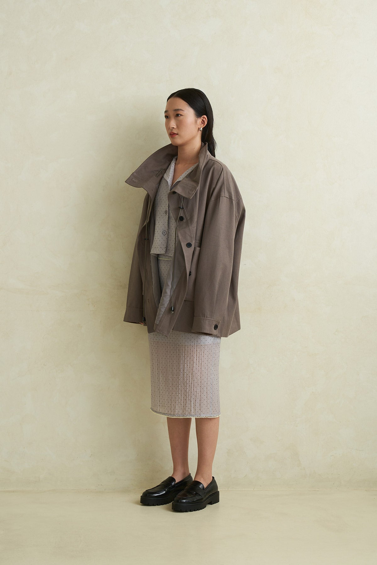 LUSH OUTER GREY