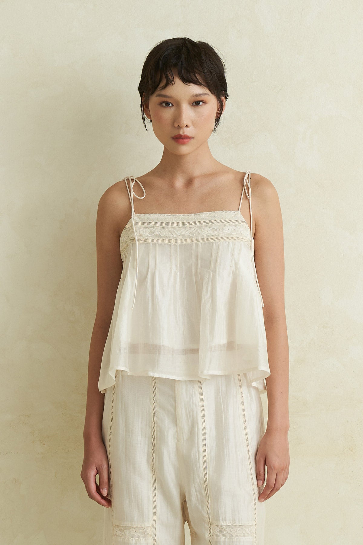 VOYAGE TOP WHITE
